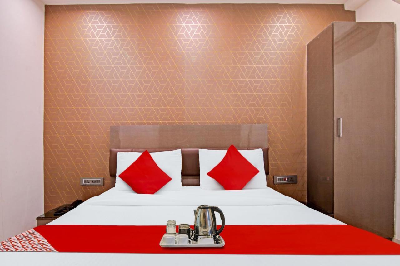 Hotel 19 West Nuova Delhi Esterno foto
