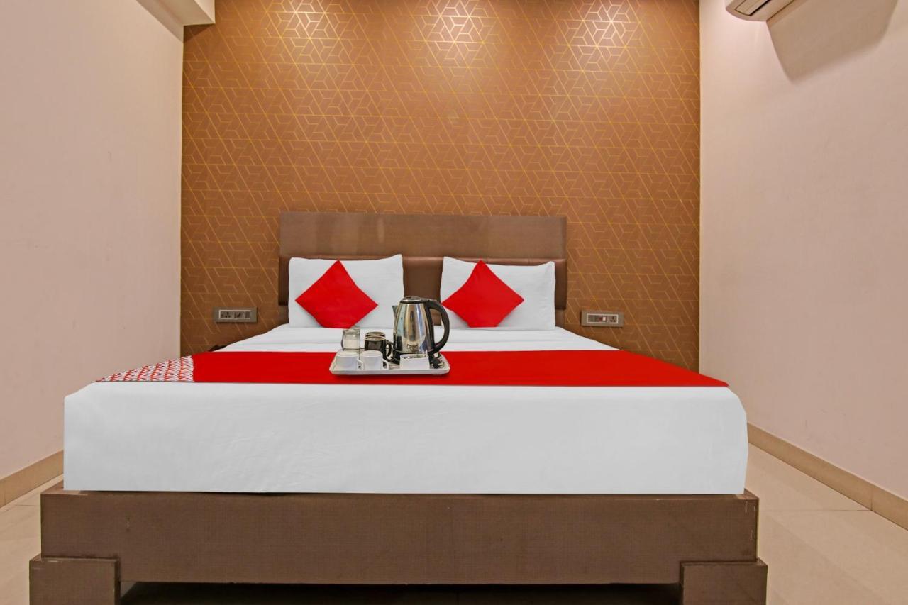 Hotel 19 West Nuova Delhi Esterno foto
